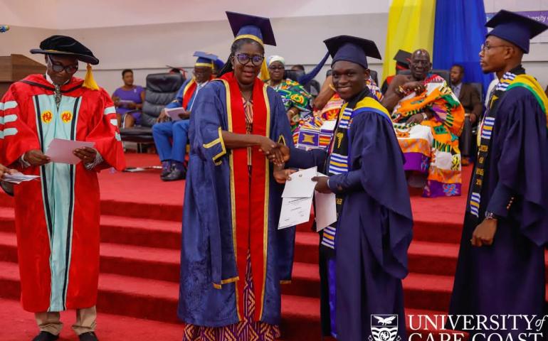 Dr. Richmond Amponsah: Acknowledged for excelling in Low Vision and Rehabilitation Courses, achieving the highest scores in this specialty area.